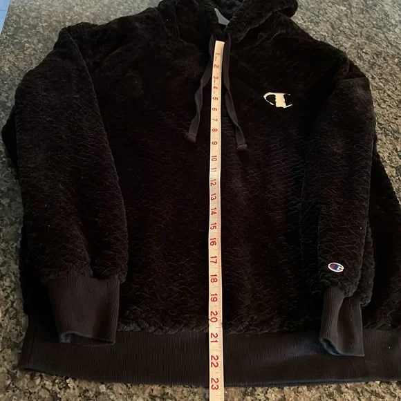 Champion faux fur hoodie S - Picture 8 of 9